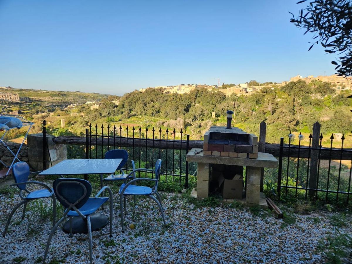 Pool And Fun In Gozo, Great Place To Relax And Enjoy Nature Ghajn il-Kbira  エクステリア 写真